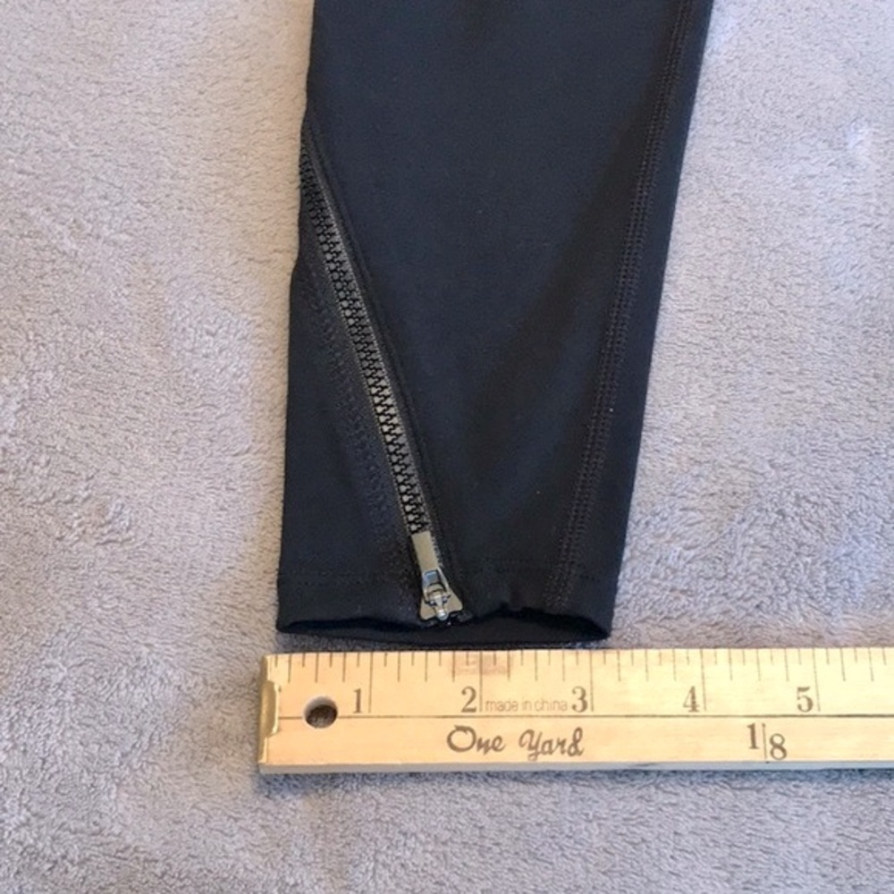 Athleta High Rise Chaturanga 7/8 Ankle Zip Leggings XS Petite - Picture 10 of 13